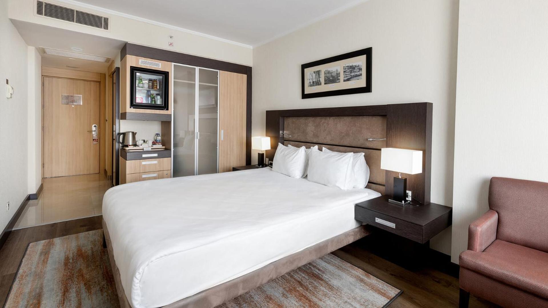 Ramada Plaza By Wyndham Center Otel 5*