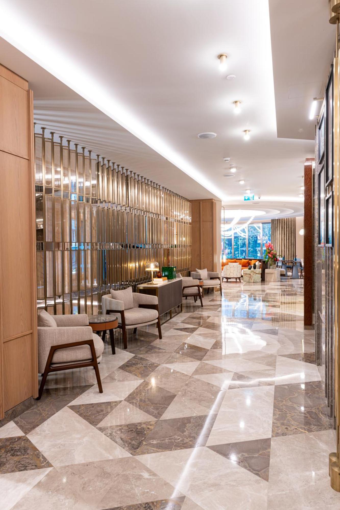 Ramada Plaza By Wyndham Center 5* İstanbul